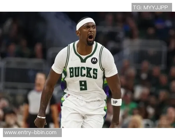 全队三分命中率高达50波蒂斯称默契提升助力进攻表现